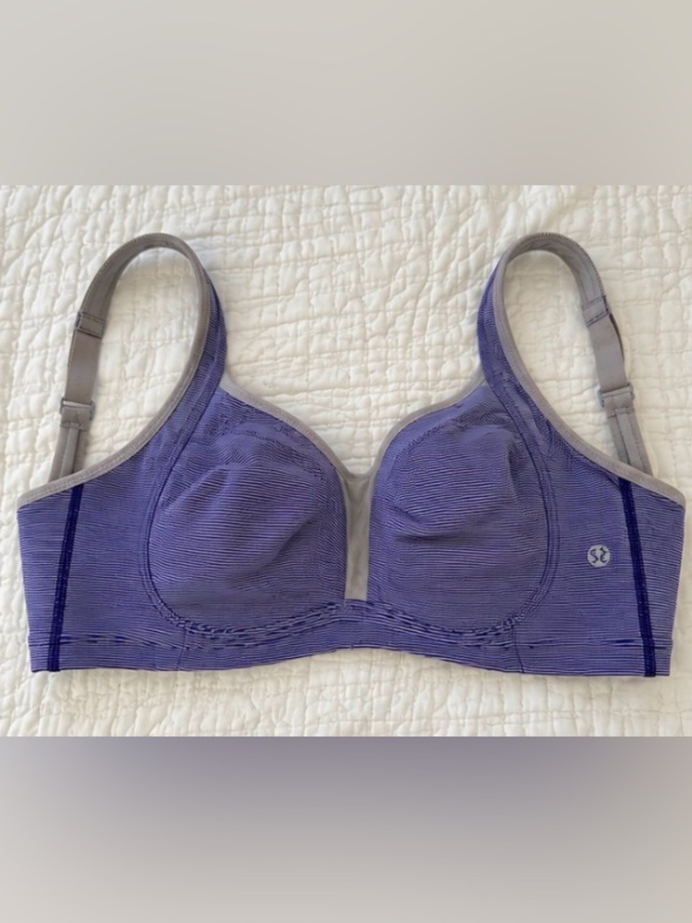 Lululemon Purple Striped Underwire Sports Bra 34DD
